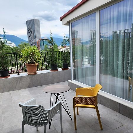 טיראנה Penthouse With A City View מראה חיצוני תמונה